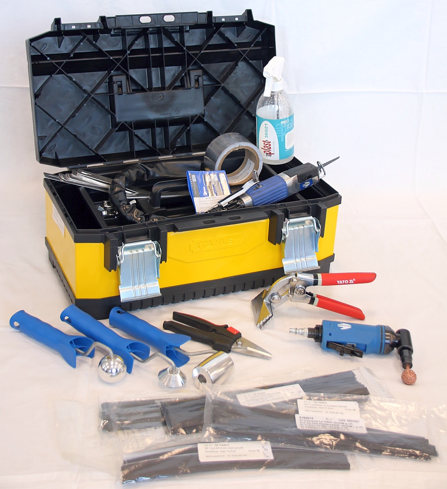 Kunststof reparatie gereedschap in koffer